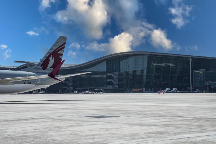 عام حافل بالإنجازات: مطار حمد الدولي يستقبل أكثر من 45 مليون مسافر خلال عام 2023 مسجلاً بذلك رقماً قياسياً